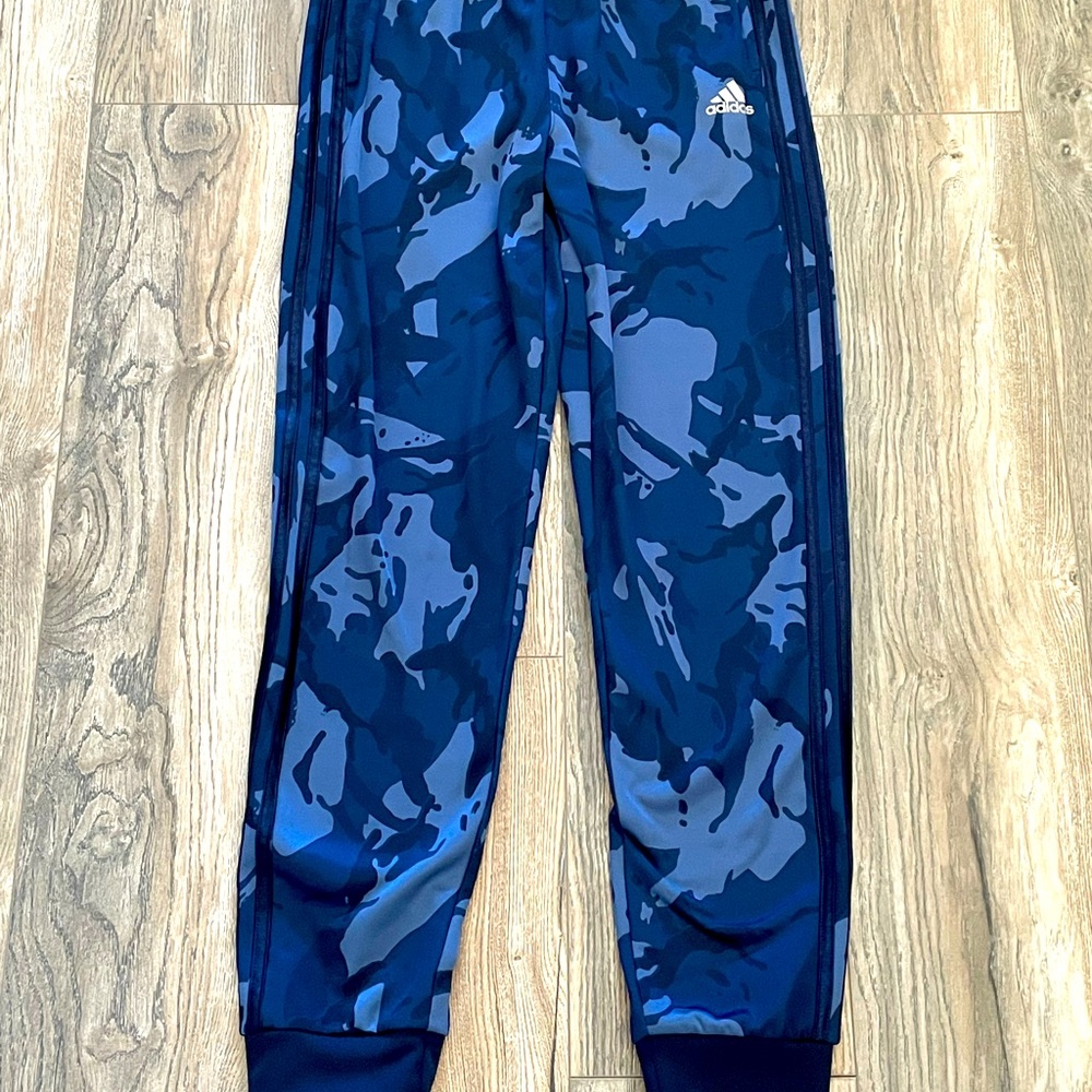 Adidas, Youth 14/16, Fitted, Blue Camo Sweats
